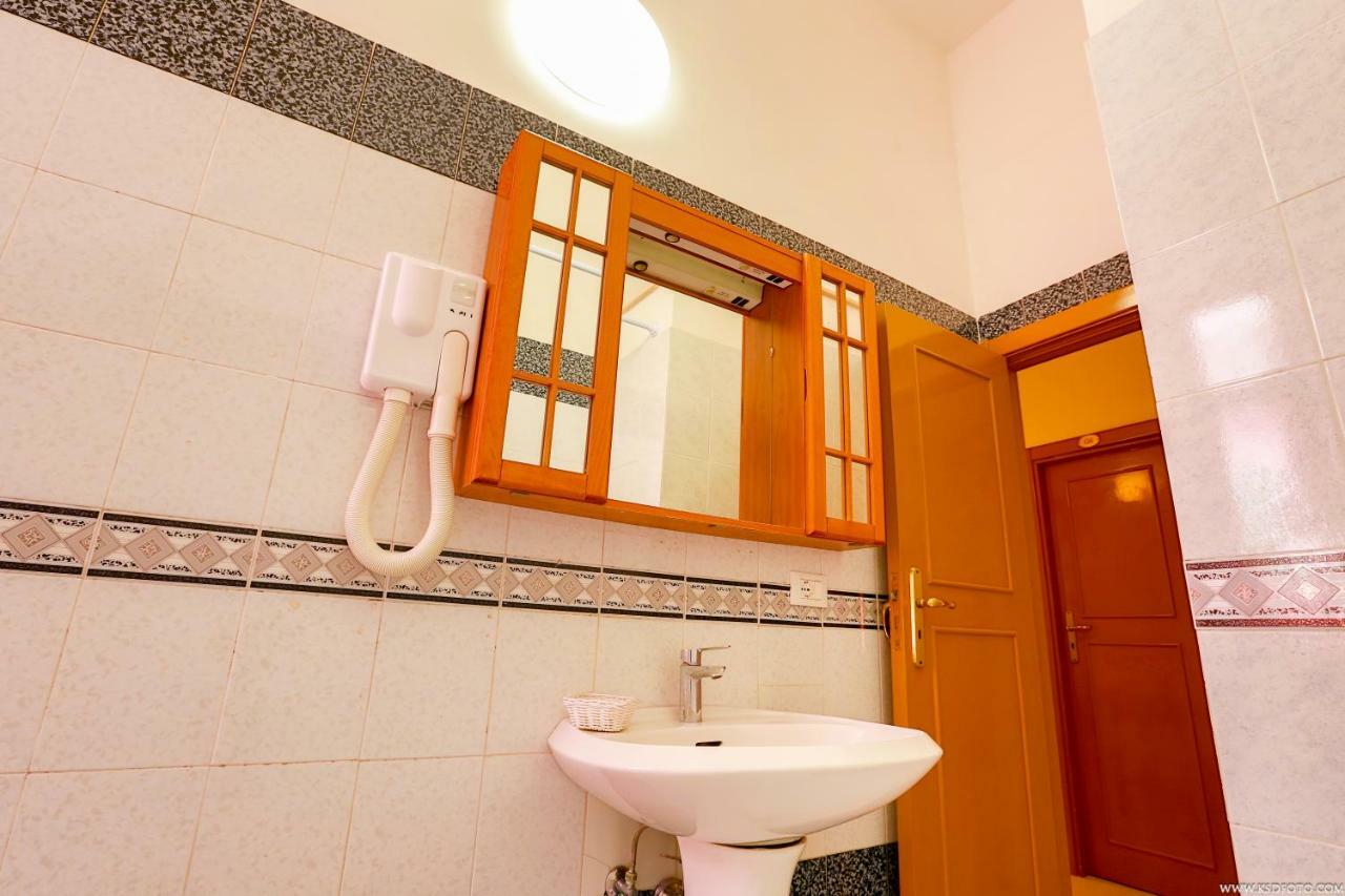 Gordon'S Apartment ローマ エクステリア 写真